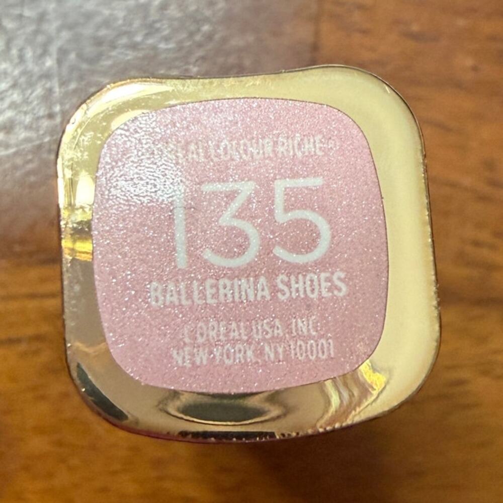 L'Oreal Paris Colour Riche Satin Lipstick 135 Ballerina Shoes‎ Tik Tok Viral - Picture 7 of 8